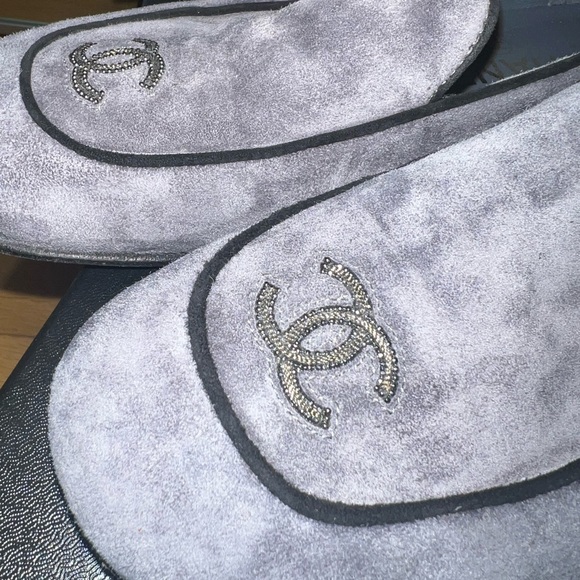 CHANEL Mocassins-Loafers - Picture 3 of 5